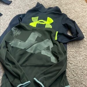 Bundle Under Armour black and green Hoodies. Youth medium